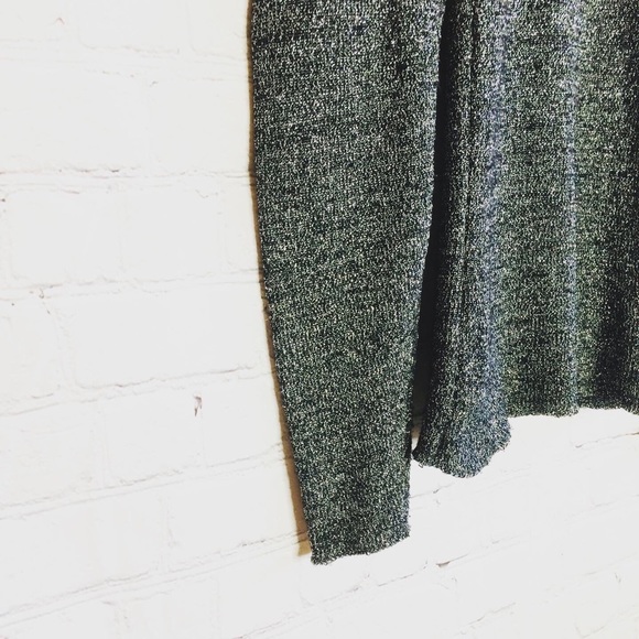 90’s JC Penny fashion sliver stretchy top - Picture 4 of 5